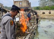 Gerak Cepat, Kapolsek Pangean dan Kapolsek Benai Tertibkan PETI di Perbatasan Kecamatan Pangean dan Benai