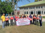 Acungan Jempol, Jelang HUT Bhayangkara Ke-78 Kapolsek Siak Hulu Pimpin Giat Bakti Relegi Dan Beri Bantuan Sembako