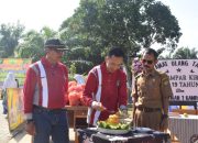 Selamat Dan Sukses, Semarak HUT Ke-19 SMAN 1 Kampar Kiri Hulu Berbagi Sembako Dan Gelar Pertandingan Sepak Bola/Bola Volly