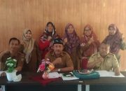 UPT SMPN 1 Perhentian Raja Gelar Rapat Pembuatan Dan Pemantapan Kurikulum Satuan Pendidikan Dan PMM