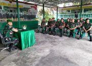 Luar Biasa.., Danramil 06/SH Kodim 0313/KPR Mengambil Jam Komandan Sekaligus Pemberian Bingkisan Lebaran Kepada Anggota dan PNS Koramil 06/SH