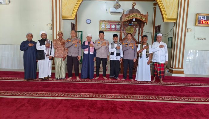 Kapolsek Siak Hulu Sambangi Masjid Nurul Ikhlas, Ajak Jemaah Bersama-Sama Berantas Peredaran Gelap Narkoba