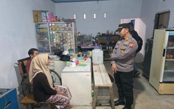 Polsek Tambang Razia Warung Remang-remang, Tiga Cafe Diberi Teguran dan Buat Surat Pernyataan
