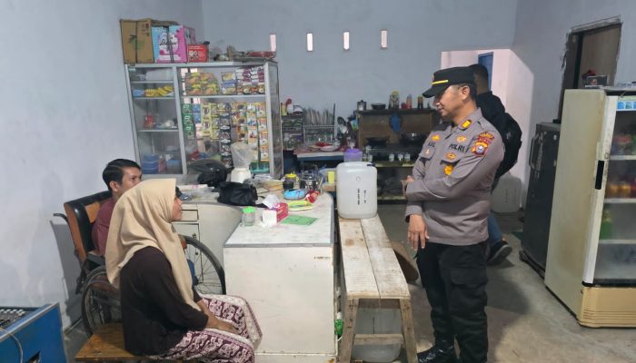 Polsek Tambang Razia Warung Remang-remang, Tiga Cafe Diberi Teguran dan Buat Surat Pernyataan