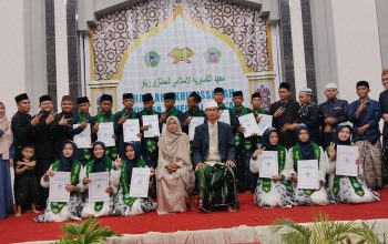 Cetak Generasi Ulama Hafiz Al-Qur’an, Ponpes At-Tafsiriyah Riau Gelar Wisuda dan Haflah Akhirussanah