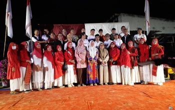 Polsek Siak Hulu Hadiri Malam Puncak HUT RI ke-81 di Desa Tanah Merah